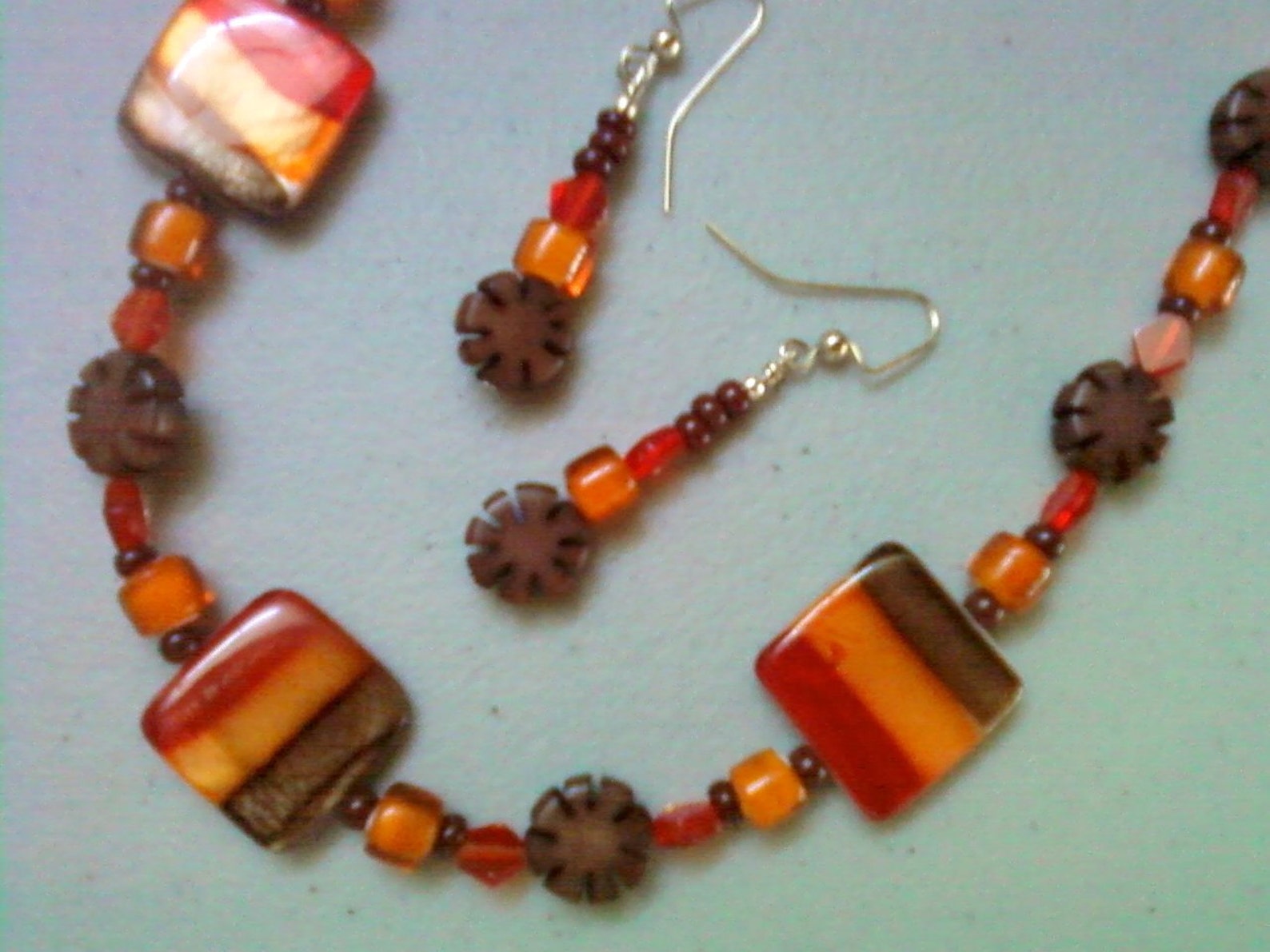 Rote orange und braune Muschel und Buri Bead Halskette und | Etsy