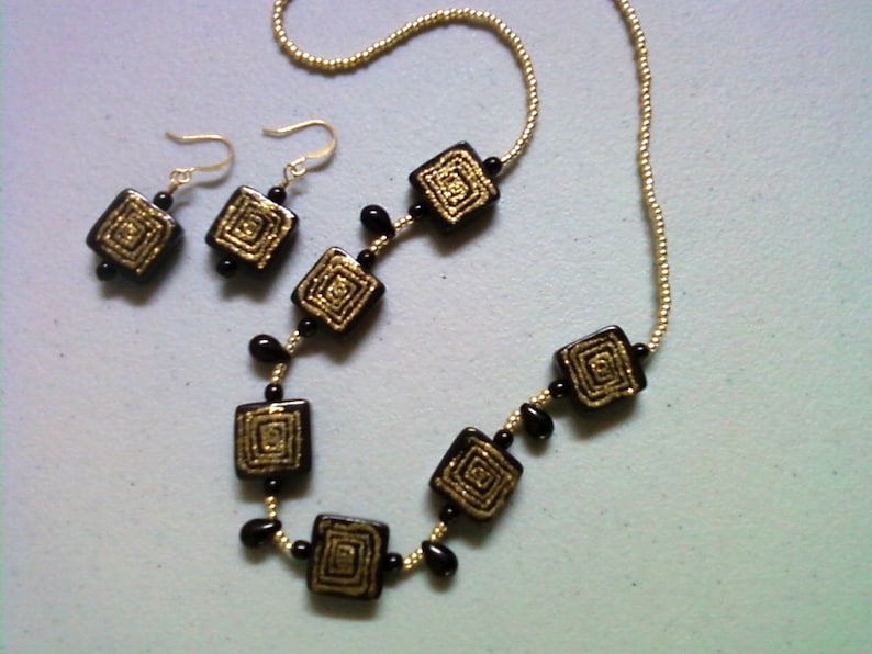 0227 Black and Gold Geometric Design Necklace and Earrings