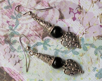 Black and Silver Heart Earrings (2456)
