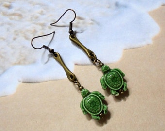 Green Sea Turtle Earrings (2721)