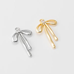 2 STÜCKE - Schleife baumeln Charme, Messing Band Gold Charms, Kristall Zirkon Knoten Charms, Schmuckherstellung, echtes 14K Gold & rhodiniert [P1756]