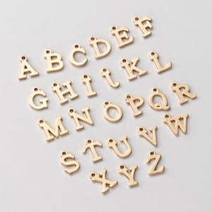4 piezas - Colgante con letras del alfabeto en acero inoxidable de la A a la Z, colgante con letras del alfabeto, fabricación de joyas personalizadas, chapado en oro de 14 quilates [CB0252-PG]