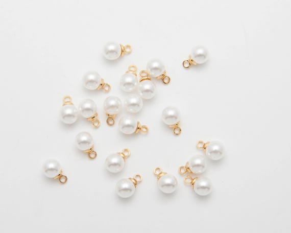 10個入り - ホワイトパールドロップチャーム、3サイズ - 6mm、8mm 