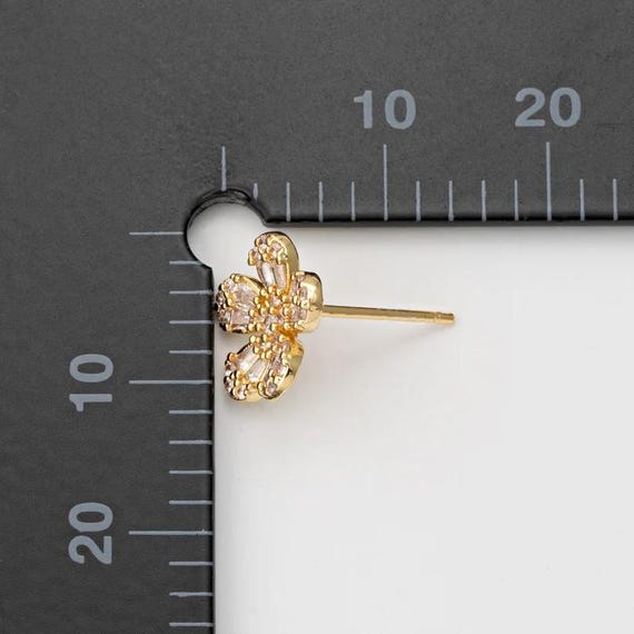 Guess Orecchini Orecchini Vintage A Fiocco Margherita - Diametro 12mm, Argento Placcato, Per Matrimoni, Damigelle Mini Dream - Foto 2