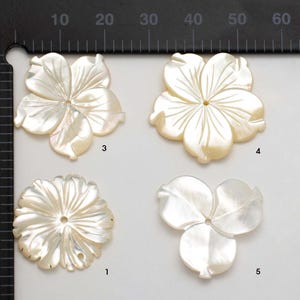 1PC - Mother Of Pearl Flower Beads, White Shell Flower Beads, Center Drilled Carved 3D Shell Flowers Bead, Natural Shell Beads [MP0005]
