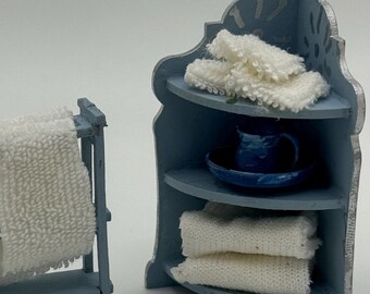 DOLLS HOUSE MINIATURES -   1/24th / 1:24th / Half Inch Scale  - Corner Vanity