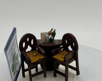 Dolls House 1/48th / 1:48 /Quarter Scale - barrel table and chairs (wine)
