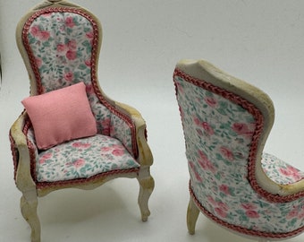 Dolls House Miniatures - 1/12th elegant regency chair x1