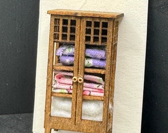Dolls House  1/48th Linen Cupboard