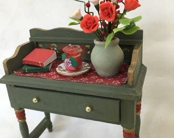 Dolls House Miniatures- 1/12th Christmas Washstand