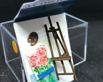 Dolls House Luxury Dressed 1/48th Artists Easel - Portrait -