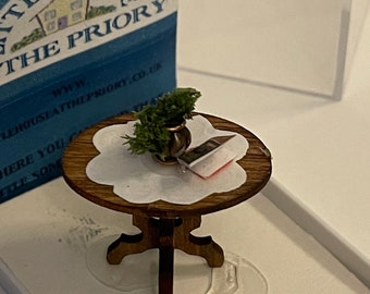 Dolls House 1/48th - Occasional Table