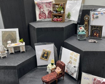 DOLLS HOUSE MINIATURES - 1/48th room in a box - Study