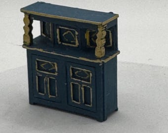 Dolls House 1/48th - Elizabethan Court Cupboard