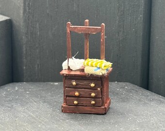 Dolls House  1/48th Linen Press