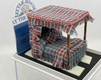 Dolls House 1/48th - Four Poster bed - MORAG