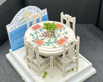 Dolls House  1/48th Table and 4 chairs