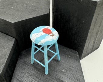 Dolls House Miniatures - 1/12 stool