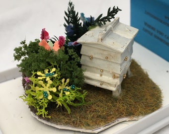 Dolls House Miniatures ( 1/48th - 1:48th - 1/4" - Quarter Inch Scale )  Hand Made Garden Beehive Scene