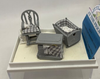 Dolls House 1/48th - Cot set - GREY