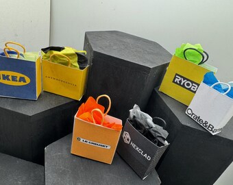 Dolls House Miniatures- 1/12th Shopping Bags x6 - SET 24 - Homewares