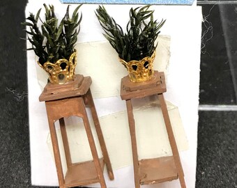 Dolls House   Dressed 1/48th pair plant stands