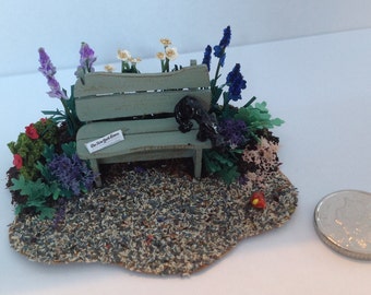 Dolls House Miniatures ( 1/48th - 1:48th - 1/4" - Quarter Inch Scale ) - Hand Painted  - Garden Bench Scene
