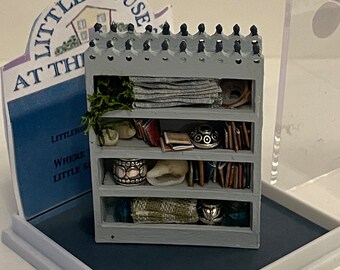 Dolls House 1/48th - Shelf / Bookcase