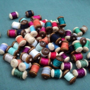 Dolls House Miniatures  - 1/12th Cotton Reels x6 (Assorted)