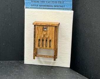 Dolls House  1/48th Vintage Console Radio