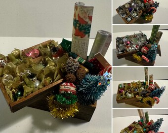 DOLLS HOUSE MINIATURES - 1/12th scale (1 inch) christmas decorations boxes  (5 options)