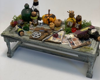 Dolls House Miniatures - 1/12 Witchcraft Spooky Table