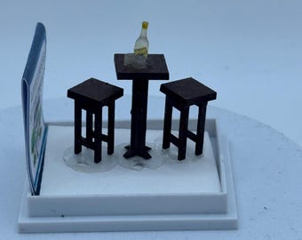 Dolls House 1/48th / 1:48 /Quarter Scale - high table and chairs (bar)
