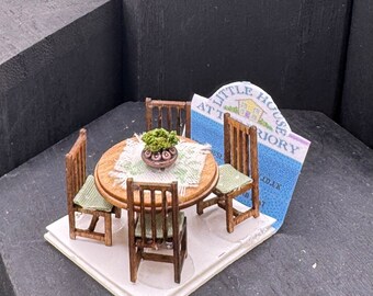 Dolls House  1/48th Table and 4 chairs