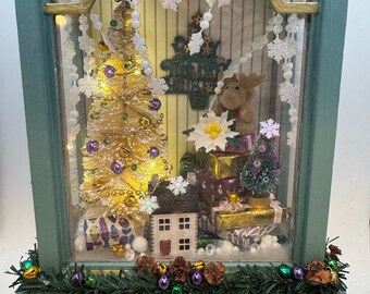 Dolls House Miniatures - Christmas Shop Display Window (can be stand alone display)