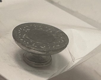Dolls House Miniatures - 1/24th / 1:24th / Half Inch Scale Cakestand