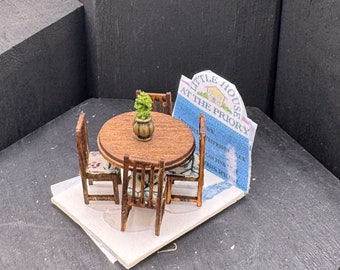 Dolls House  1/48th Table and 4 chairs