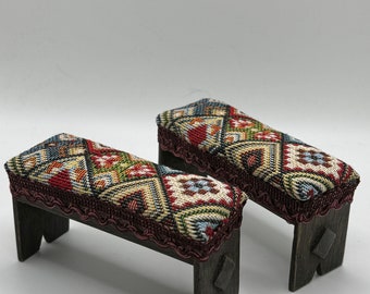 Dolls House Miniatures - Tudor Bench x1 (3 options)