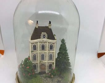 Handmade Dome with 144th scale french House Scene - LED lit