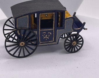 Dolls House Miniatures ( 1/48th - 1:48th - 1/4" - Quarter Inch Scale )  Hand Made   - Carriage