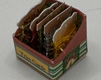 DOLLS HOUSE MINIATURES - Christmas trim cards box x1