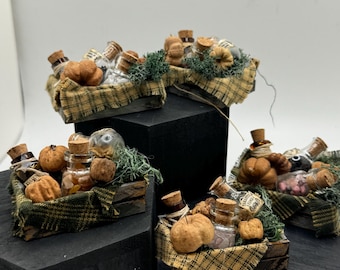 Dolls House Miniatures spell jar box x 1