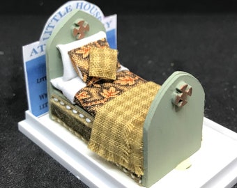 Dolls House Miniatures ( 1/48th - 1:48th - 1/4" - Quarter Inch )  - Hand Made  - Single Bed - HENRIETTA