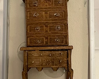 Dolls House 1/48th - Tallboy