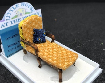 Dolls House 1/48th - chaise   -