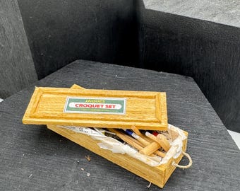 Dolls House Miniatures - 1/24th / 1:24 / Quarter Inch Scale croquet set