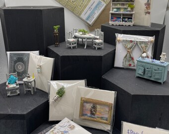 DOLLS HOUSE MINIATURES - 1/48th room in a box - Dining room