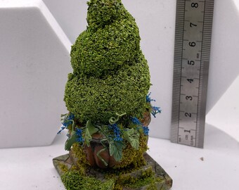 Dolls House Miniatures - Topiary Tree in Planter (3 options)