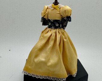 Dolls House Miniatures - 1/12th child’s gown
