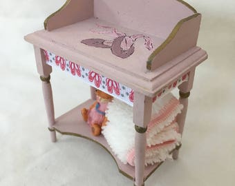 Dolls House Miniatures - Ballerina Washstand